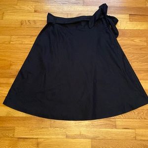 Land’s End navy Skirt🔥